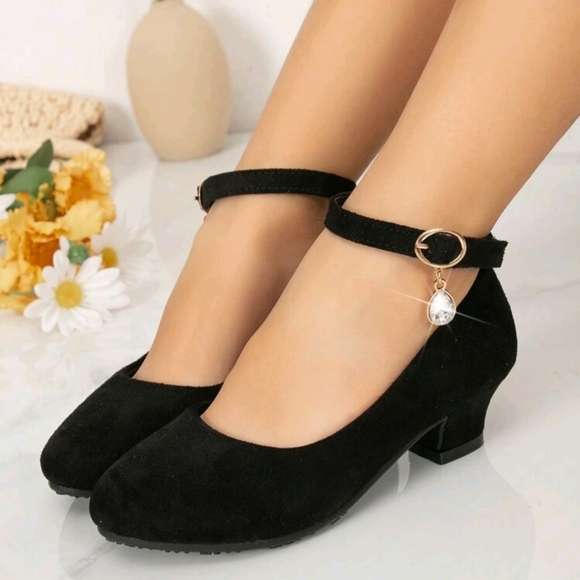 Girls Formal MaryJane Pumps (5.5) - Picture 1 of 6